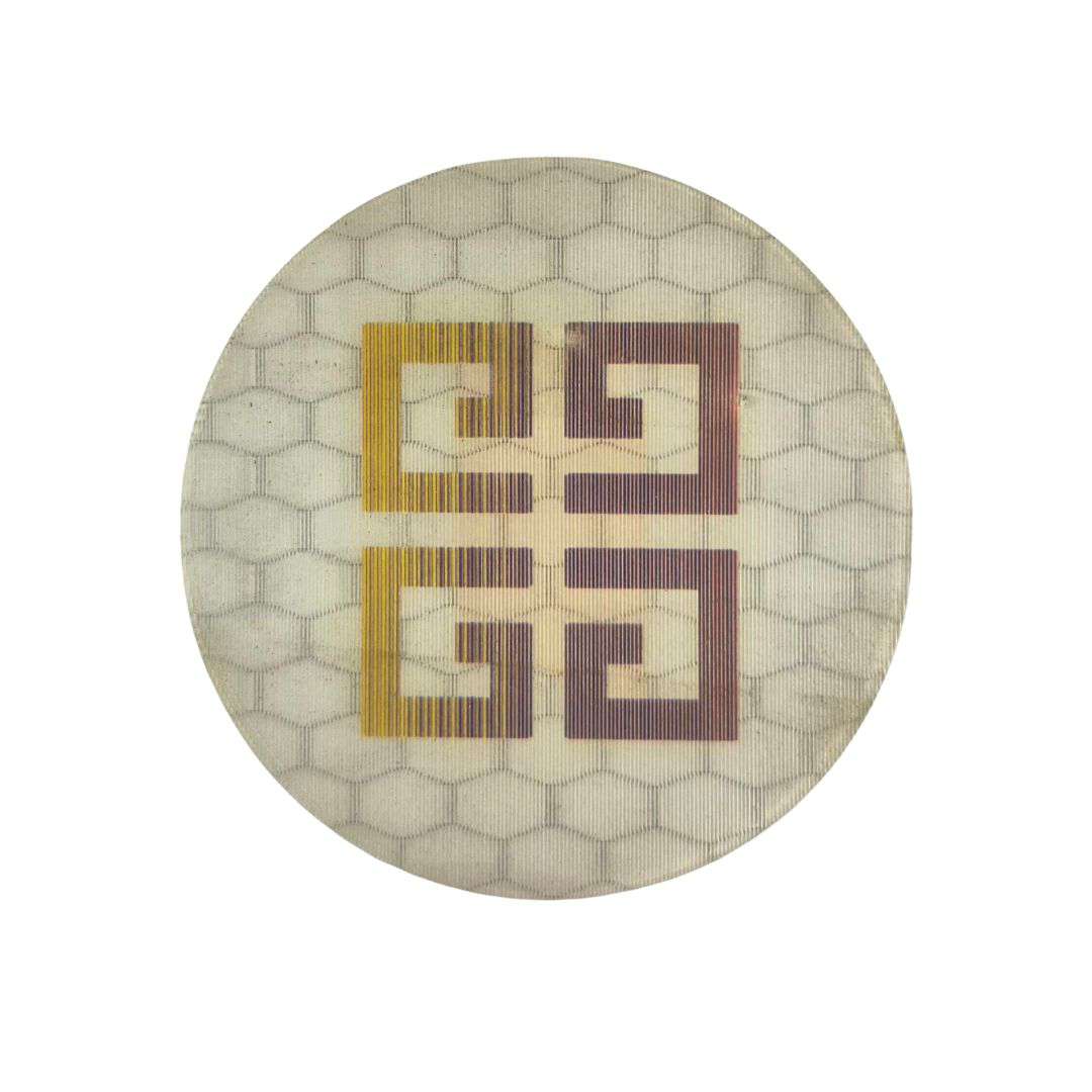 G Design White 3D Picture Logo