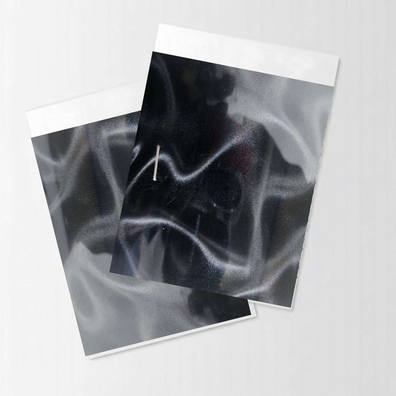 Smoke Design Black & Silver Color Silicone High-density Vinyl
